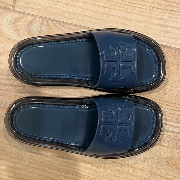 Tory Burch Bubble Jelly Sandal - Picture 2 of 5